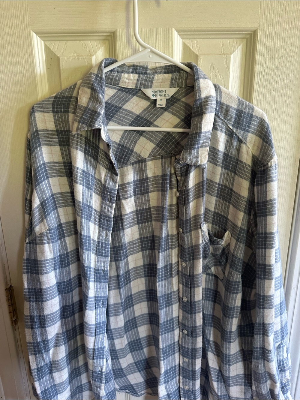 Market & Spruce Blue and White Plaid Button-Up Shirt